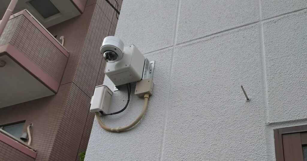 防犯カメラを最新の機器に更新