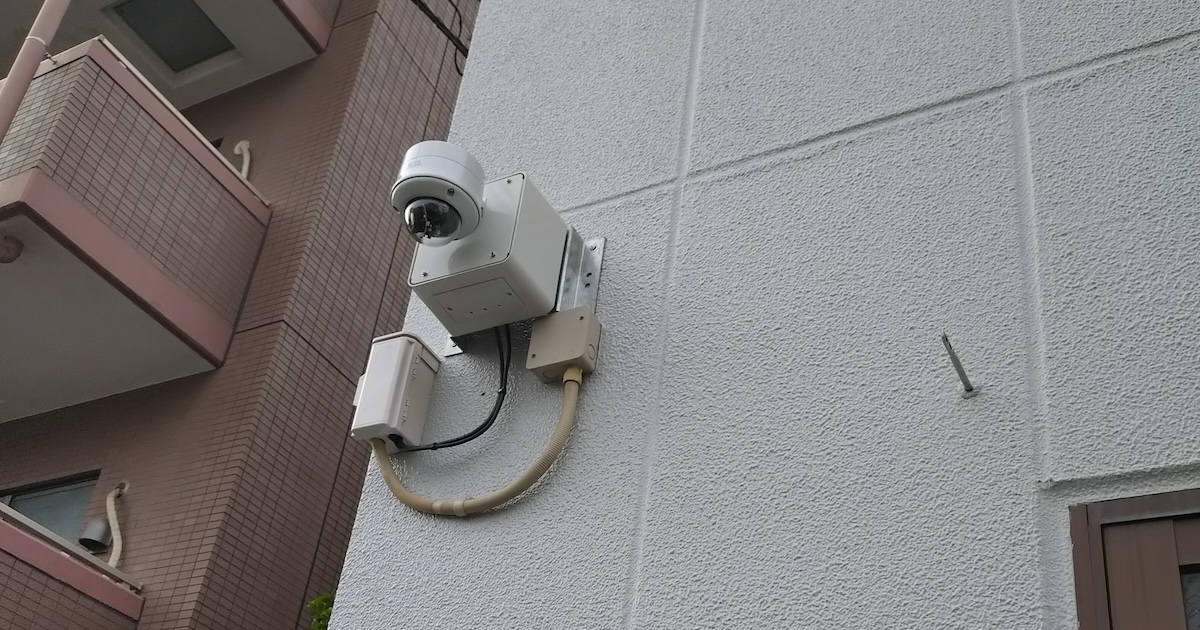 防犯カメラを最新の機器に更新